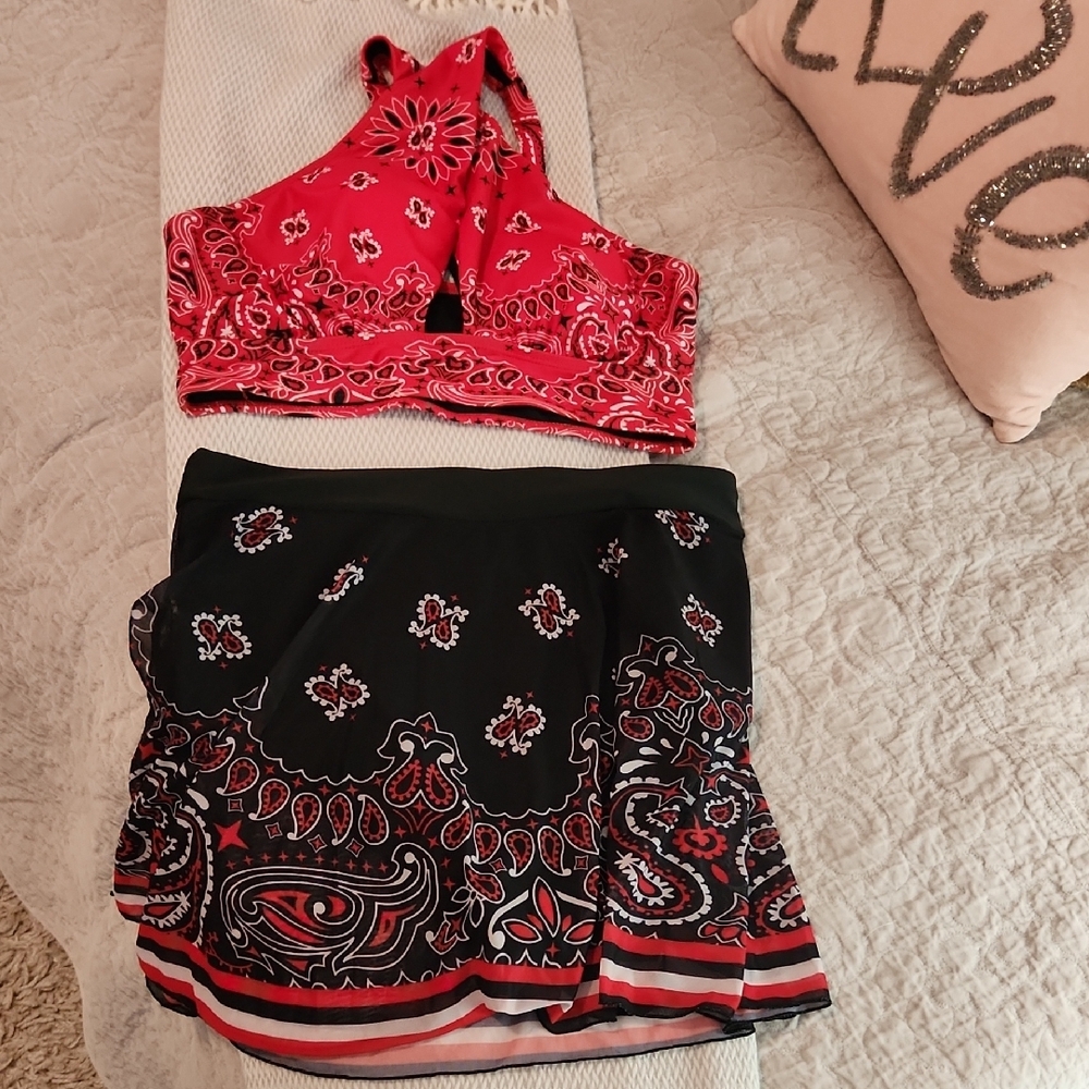 Black and Red Paisley Women's Skirt
